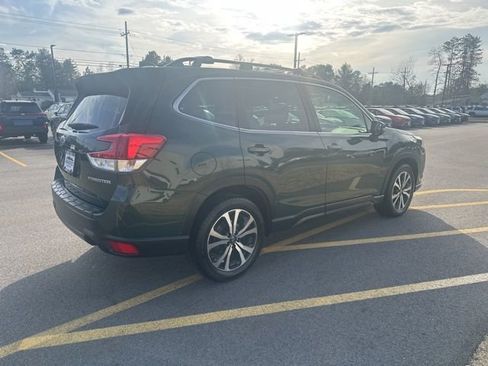 Used 2022 Subaru Forester Limited AWD/4WD image 5