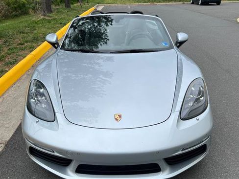 Used 2018 Porsche 718 Boxster RWD image 81