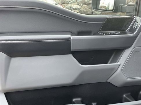 Certified 2021 Ford F150 XLT w/ Equipment Group 302A High image 14