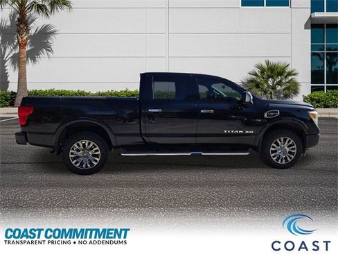 Used 2016 Nissan Titan Platinum Reserve image 5