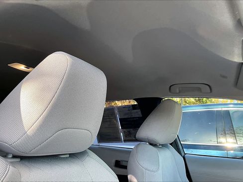 Used 2023 Toyota Corolla Cross L image 14