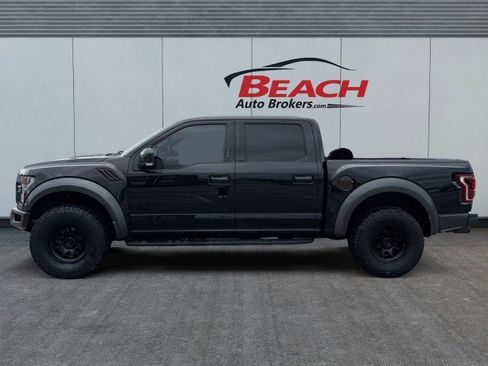 Used 2019 Ford F150 Raptor w/ Equipment Group 802A Luxury image 9