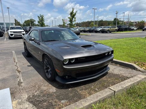 Used 2023 Dodge Challenger R/T Scat Pack RWD image 2
