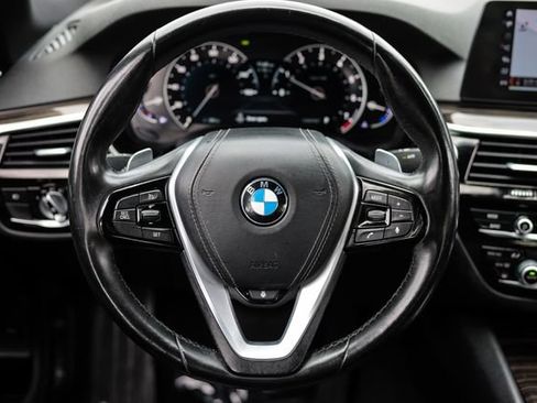 Used 2017 BMW 530i xDrive AWD/4WD image 27