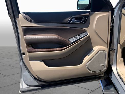 Used 2018 Chevrolet Tahoe LT RWD image 22