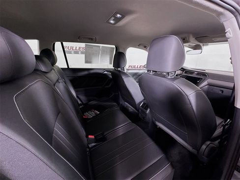 Used 2023 Volkswagen Tiguan SE image 26