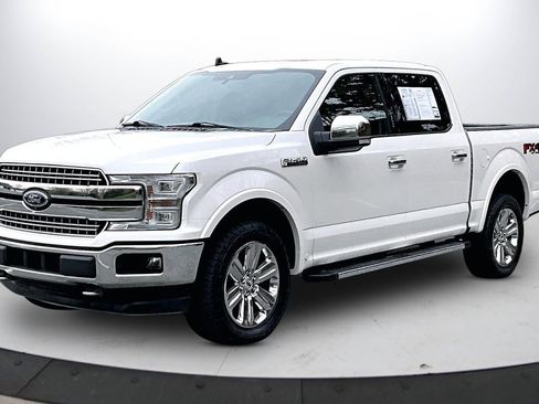 Used 2019 Ford F150 Lariat w/ Equipment Group 502A Luxury image 4