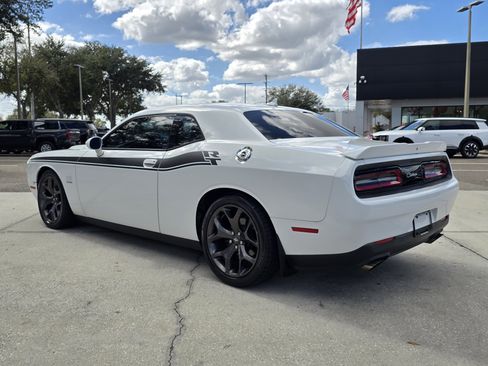 Used 2017 Dodge Challenger R/T Plus image 5