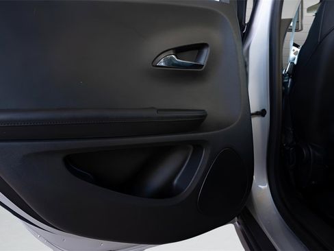 Used 2012 Chevrolet Volt Premium w/ Premium Trim Package image 26