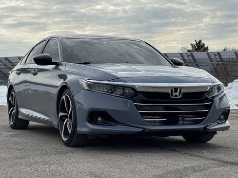 Used 2021 Honda Accord Sport image 7