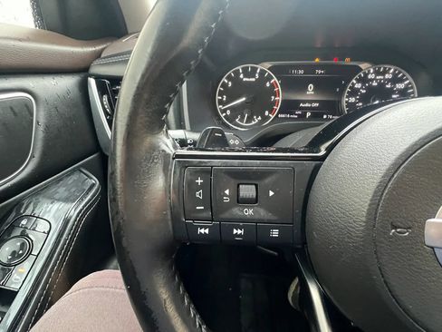 Used 2021 Nissan Rogue SV w/ Premium Package AWD/4WD image 19