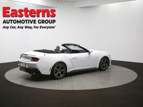 Used 2024 Ford Mustang Premium image 40