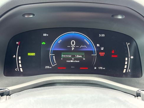 Used 2026 Toyota Camry SE FWD image 32