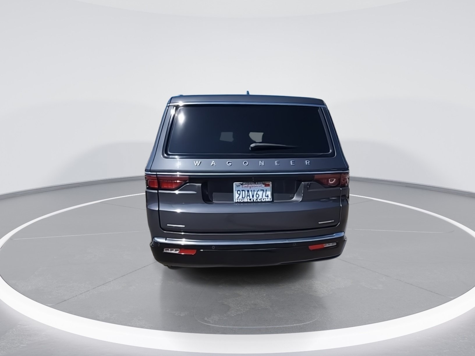 Used 2022 Jeep Wagoneer Series III w/ Premium Group I AWD/4WD image 7