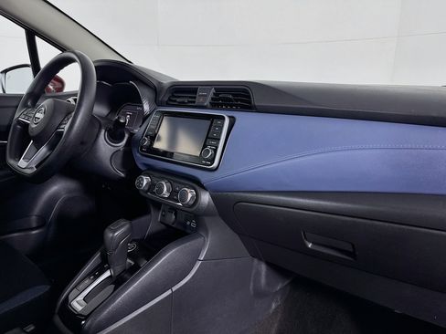 Used 2023 Nissan Versa SV w/ Trunk Package image 29