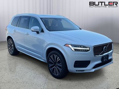 Used 2021 Volvo XC90 T6 Momentum