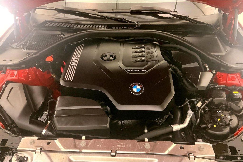 Used 2022 BMW 330i xDrive Sedan w/ Premium Package 2 AWD/4WD image 9