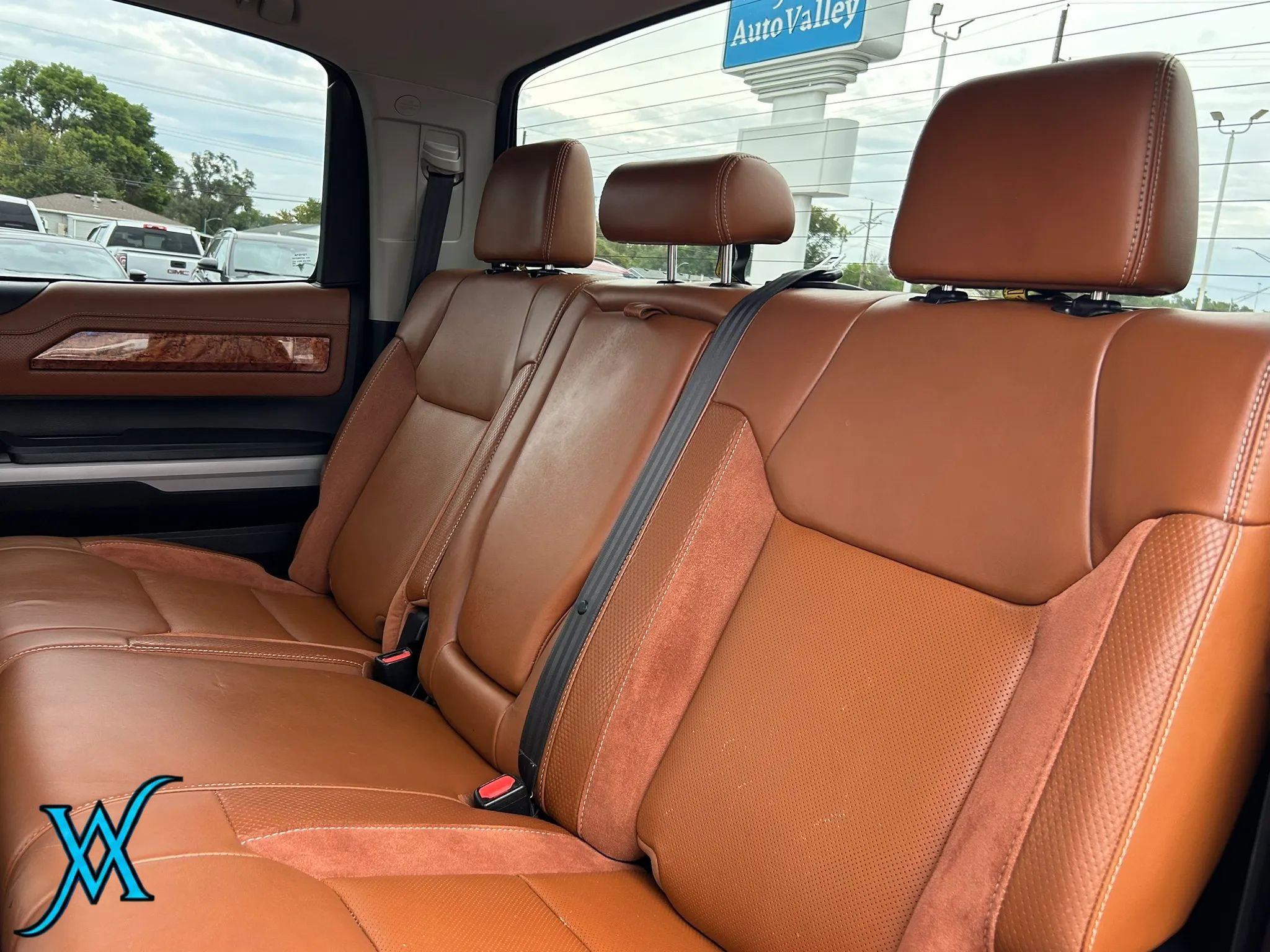Used 2019 Toyota Tundra 1794 Edition AWD/4WD image 17