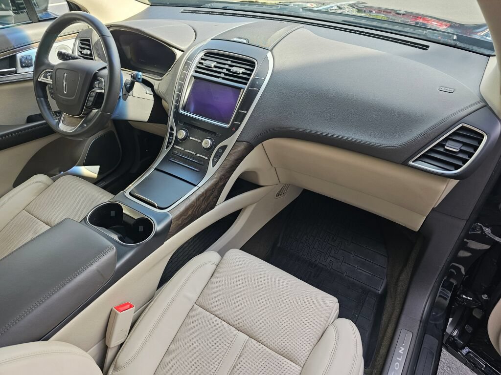 Used 2019 Lincoln Nautilus Reserve w/ Ultimate Package AWD/4WD image 12
