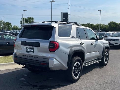 Used 2025 Toyota 4Runner TRD Off-Road AWD/4WD image 5