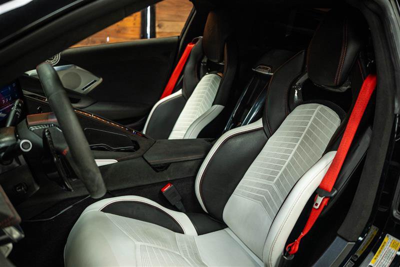 Used 2023 Chevrolet Corvette Stingray Premium Cpe RWD image 9