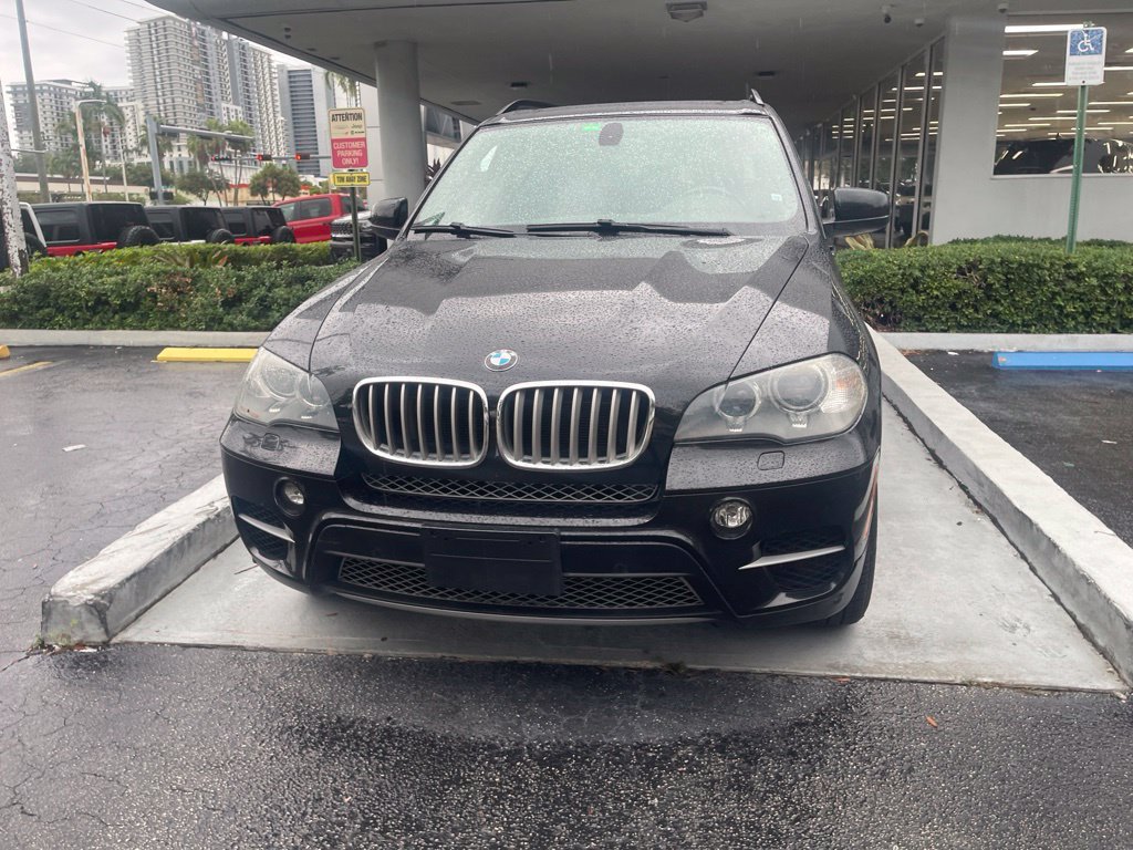 Used 2013 BMW X5 xDrive50i AWD/4WD image 2