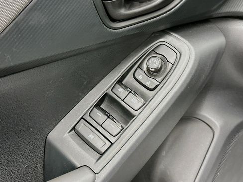Used 2024 Subaru Crosstrek 2.0i Premium image 15