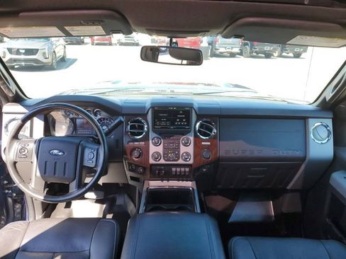 Used 2015 Ford F250 Lariat w/ Lariat Ultimate Package AWD/4WD image 26