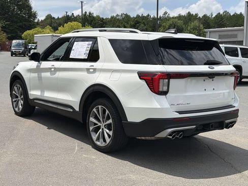 Used 2025 Ford Explorer Platinum w/ Ultimate Package AWD/4WD image 11