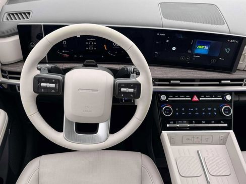 New 2026 Hyundai Santa Fe Limited image 17