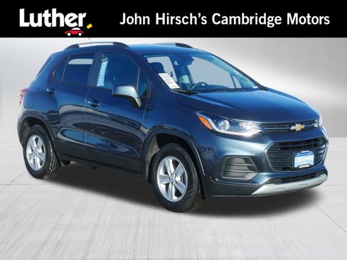 Certified 2022 Chevrolet Trax LT w/ LT Convenience Package image 1