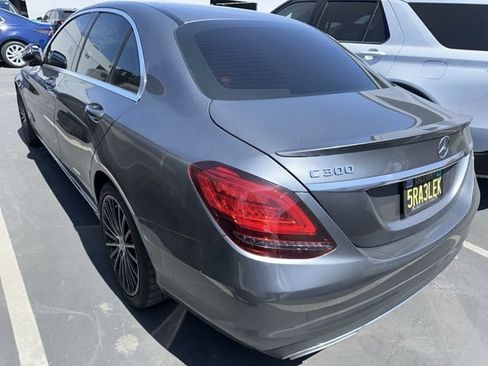 Used 2019 Mercedes-Benz C 300 Sedan image 2