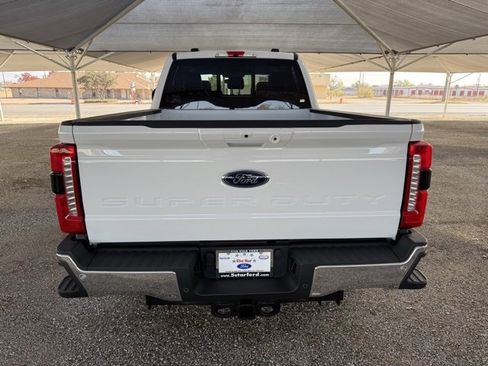New 2026 Ford F250 Lariat w/ Chrome Package image 7