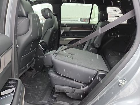 New 2026 Cadillac Vistiq Sport image 32