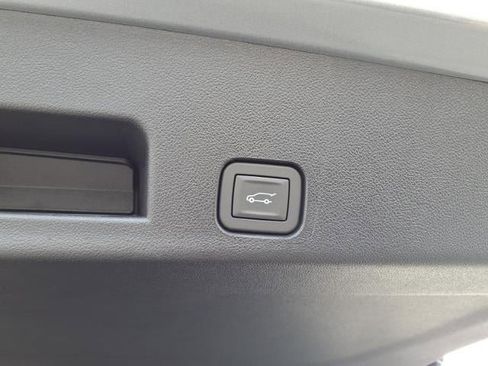 New 2026 Chevrolet Traverse LT w/ Midnight/Sport Edition image 19