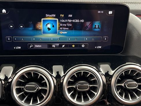 Certified 2023 Mercedes-Benz GLA 250 4MATIC image 21