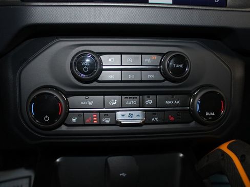 Used 2024 Ford Bronco Badlands image 53