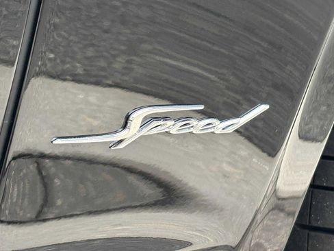 New 2025 Bentley Flying Spur Plug-In Hybrid image 35