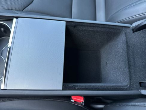 Used 2025 Tesla Model 3 Long Range RWD image 32