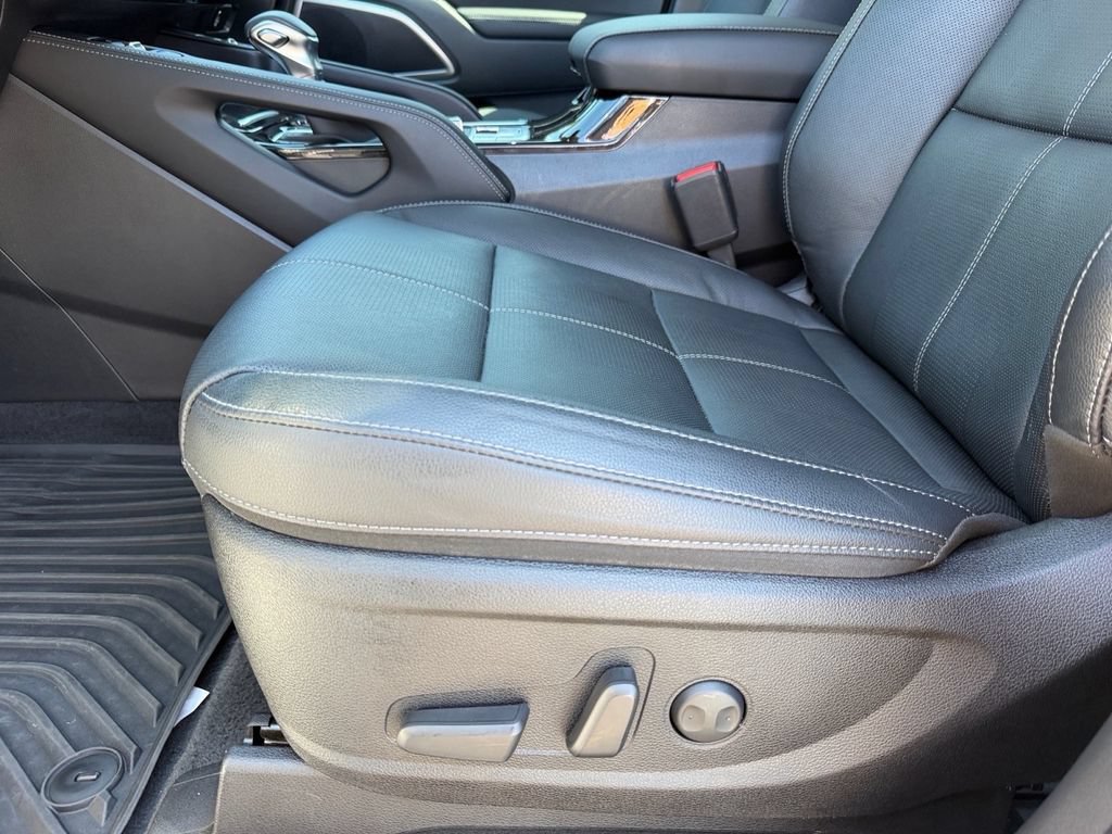 Used 2025 Kia Telluride EX FWD image 11