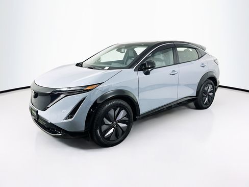 Used 2023 Nissan Ariya FWD image 3