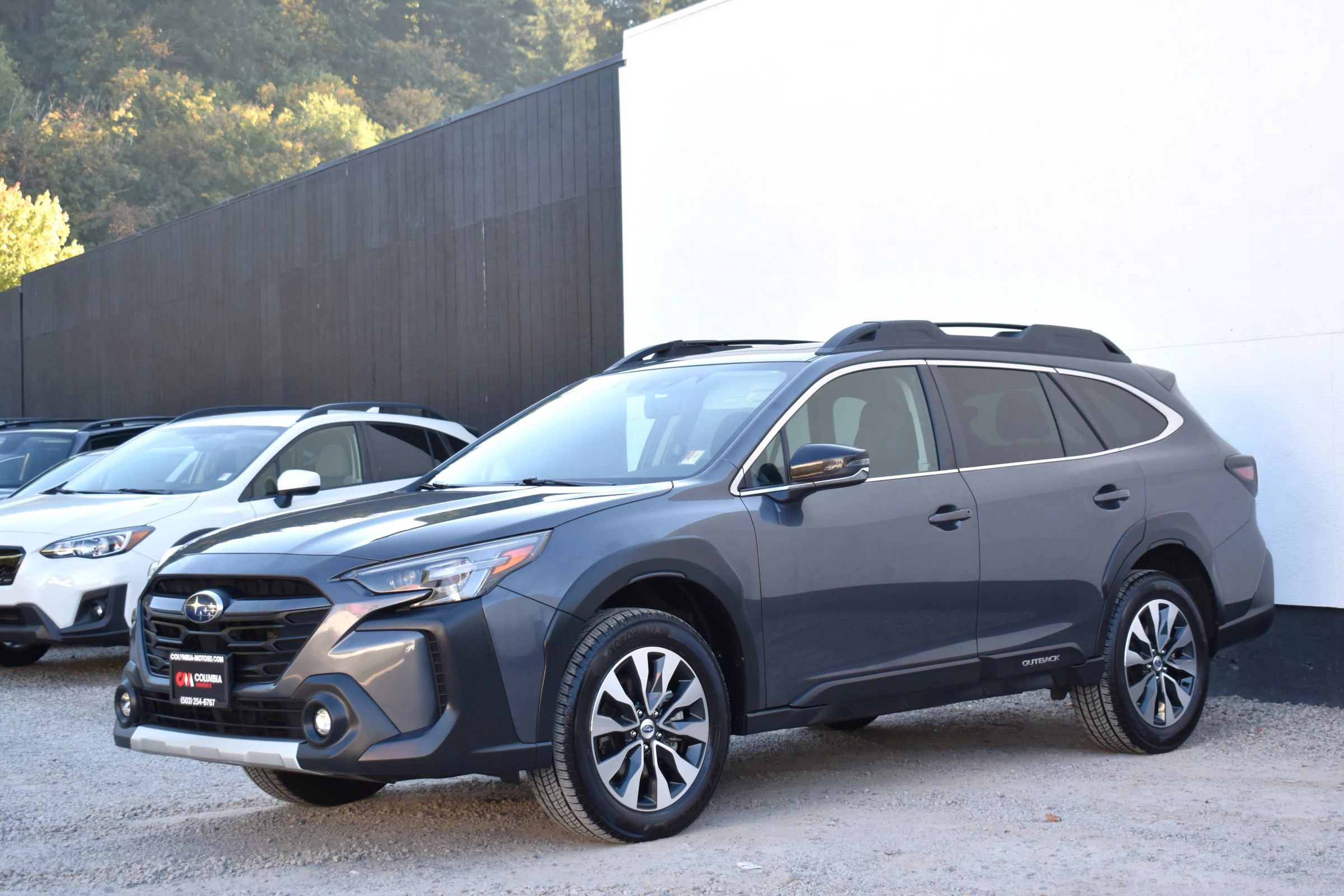 Used 2023 Subaru Outback Limited AWD/4WD image 8