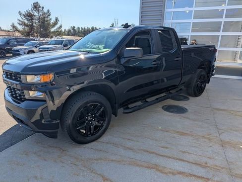 Used 2021 Chevrolet Silverado 1500 Custom w/ Rally Edition image 3
