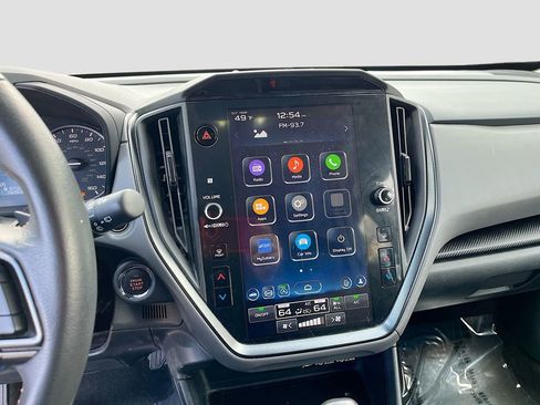 Used 2024 Subaru Crosstrek 2.5i Limited w/ Crosstrek Mirror Package AWD/4WD image 16