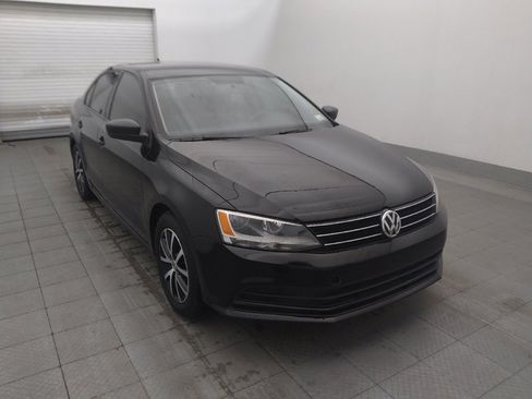 Used 2016 Volkswagen Jetta SE FWD image 13