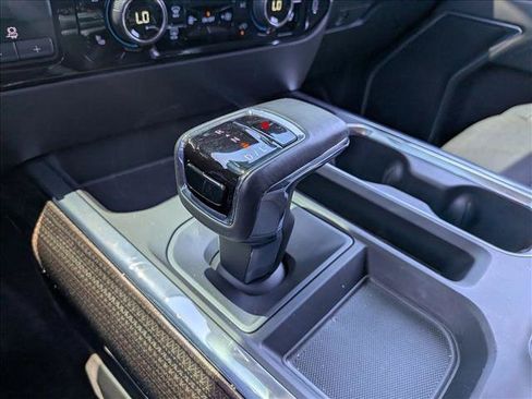 Used 2025 Chevrolet Silverado 1500 LT w/ Safety Package RWD image 11