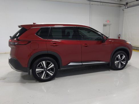 Used 2022 Nissan Rogue Platinum w/ Head-Up Display Package AWD/4WD image 10
