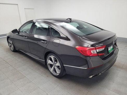 Used 2018 Honda Accord Touring image 5