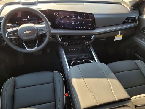 New 2026 Chevrolet Suburban Premier w/ Sun And Tow Package image 12