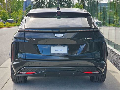 New 2026 Cadillac Lyriq V AWD/4WD image 4